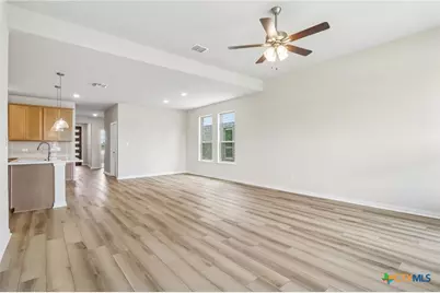 2114 Shepards Street, Seguin, TX 78155 - Photo 7