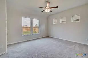 2114 Shepards St, Seguin, TX 78155 - Photo 9