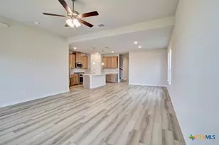 2114 Shepards St, Seguin, TX 78155 - Photo 7