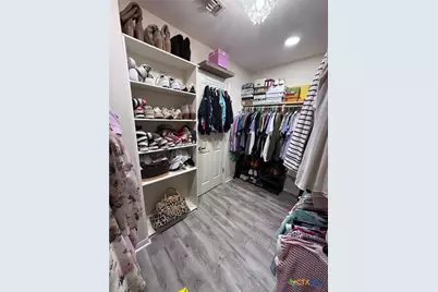 111 Belmoor Lane, Victoria, TX 77904 - Photo 33