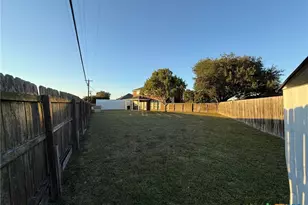 111 Belmoor Ln, Victoria, TX 77904 - Photo 39