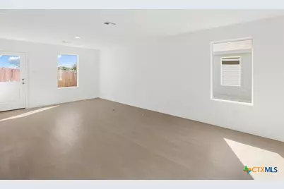 316 Alligator Creek, Seguin, TX 78155 - Photo 7