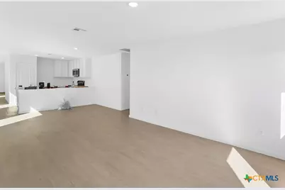 316 Alligator Creek, Seguin, TX 78155 - Photo 9