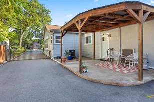 760 Roosevelt St, New Braunfels, TX 78130 - Photo 25