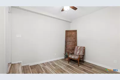 760 Roosevelt Street, New Braunfels, TX 78130 - Photo 11