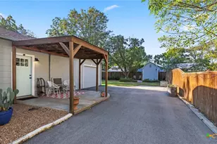 760 Roosevelt St, New Braunfels, TX 78130 - Photo 23