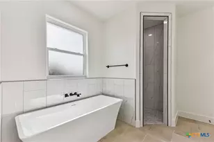 11060 Eagle Walk Blvd, Salado, TX 76571 - Photo 27