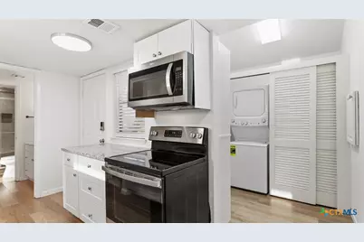 114 T Bar M Drive, New Braunfels, TX 78132 - Photo 7