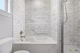 360 Grove Rd, Killeen, TX 76542 - Photo 21