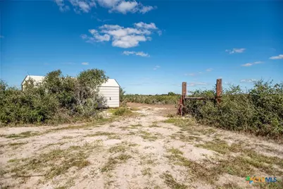 185 E Tiki Drive, Seadrift, TX 77983 - Photo 33