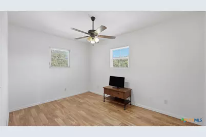 175 Crazy Horse Trail, Canyon Lake, TX 78133 - Photo 19