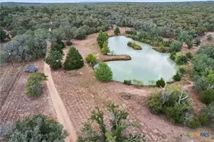 3001 Curry Rd, Seguin, TX 78155 - Photo 5