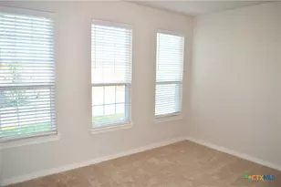 1911 Meridian Loop, Temple, TX 76504 - Photo 9