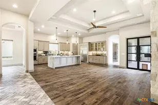 2447 Wallaby Cir, New Braunfels, TX 78132 - Photo 5
