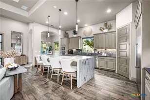 2447 Wallaby Cir, New Braunfels, TX 78132 - Photo 5