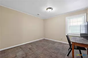 205 Lakewood Dr, Gatesville, TX 76528 - Photo 15