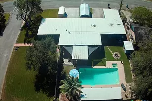 601 Lawrence St, Refugio, TX 78377 - Photo 39