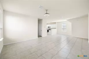 7346 Tradinghouse Ln, San Antonio, TX 78252 - Photo 9