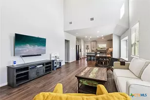 2034 Egret Ave, New Braunfels, TX 78132 - Photo 13