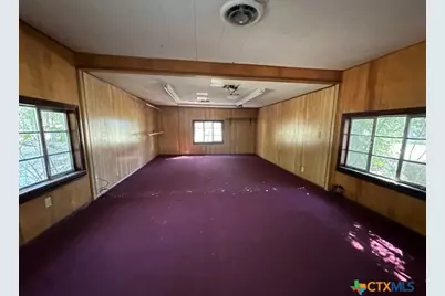 612 S East Street, Edna, TX 77957 - Photo 15