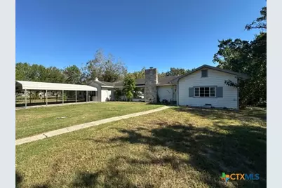 612 S East Street, Edna, TX 77957 - Photo 1