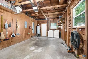 2052 Gruene Rd, New Braunfels, TX 78130 - Photo 27