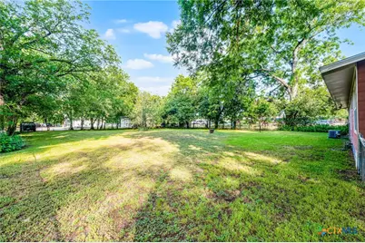 2052 Gruene Road, New Braunfels, TX 78130 - Photo 7