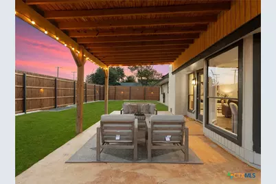 14 Country Club Circle, New Braunfels, TX 78130 - Photo 23