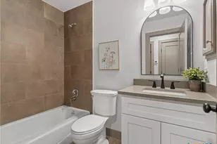 14 Country Club Cir, New Braunfels, TX 78130 - Photo 21