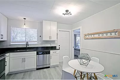 553 Scenic Drive, Canyon Lake, TX 78133 - Photo 13