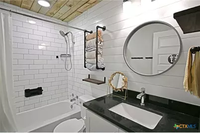 553 Scenic Drive, Canyon Lake, TX 78133 - Photo 21