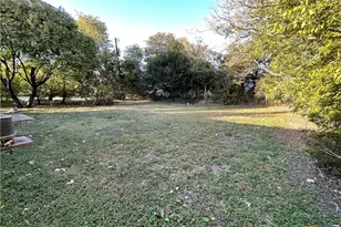 227 E Valley Rd, Harker Heights, TX 76548 - Photo 11