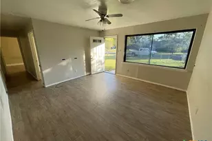 227 E Valley Rd, Harker Heights, TX 76548 - Photo 3