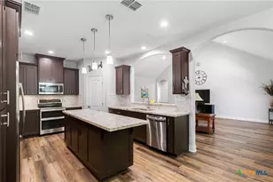 267 Oak Vw Dr, Inez, TX 77968 - Photo 9