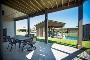 507 S 7th St, Port O'Connor, TX 77982 - Photo 7