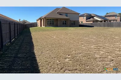 1021 Republic Circle, Copperas Cove, TX 76522 - Photo 9