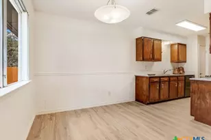 3908 Holt Dr, Austin, TX 78749 - Photo 17