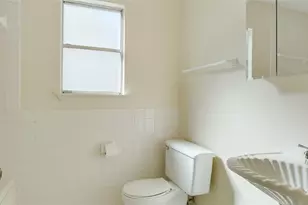 3908 Holt Dr, Austin, TX 78749 - Photo 5