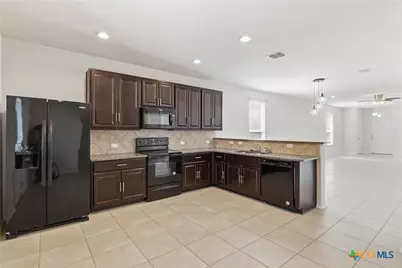 2437 Ranger Pass, Seguin, TX 78155 - Photo 15