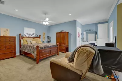 1027 Stagecoach Trail, San Marcos, TX 78666 - Photo 19