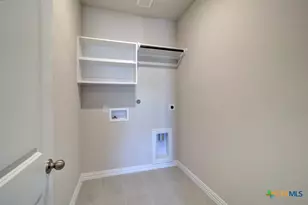 2129 Shepards St, Seguin, TX 78155 - Photo 5