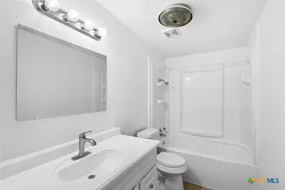 1011 Hackberry Street #A/B, San Marcos, TX 78666 - Photo 13