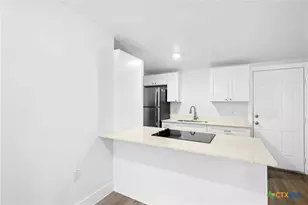 1011 Hackberry St, San Marcos, TX 78666 - Photo 15