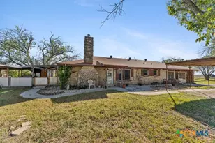 3455 N State Hwy 46, Seguin, TX 78155 - Photo 9