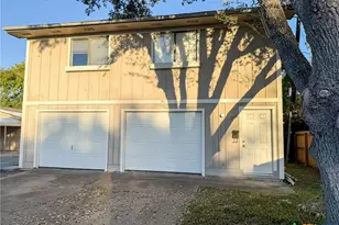 701 Gardenia Ln, Victoria, TX 77904 - Photo 27