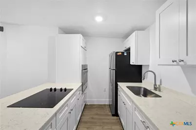 1007 Hackberry Street, San Marcos, TX 78666 - Photo 19