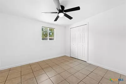 1007 Hackberry Street, San Marcos, TX 78666 - Photo 13