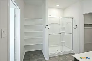 884 Armadillo Dr, Seguin, TX 78155 - Photo 17