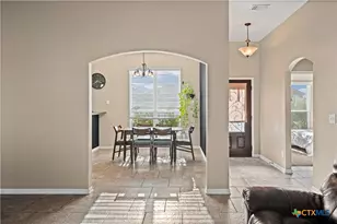 1905 Broken Shoe Trl, Temple, TX 76502 - Photo 5