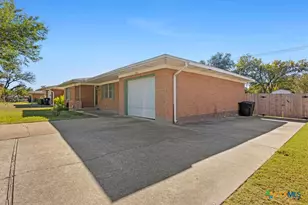 2014 S 47th St, Temple, TX 76504 - Photo 9